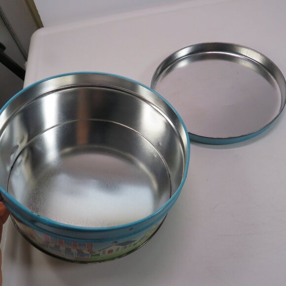 Community Town Metal Tin Community Helper Buildings (Block or Building Center) - Picture 8 of 10